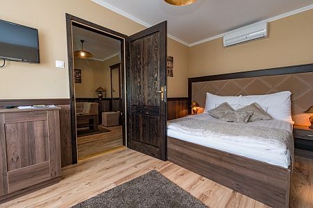 Hotel Komló Gyula  - Olcsó szállás Gyulán a híres Termálfürdő közelében